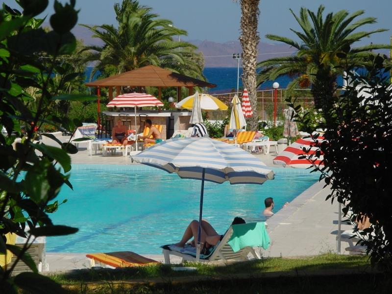 Niriides Beach Hotel Псаліді Екстер'єр фото