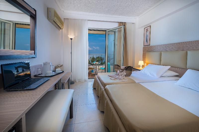 Niriides Beach Hotel Псаліді Екстер'єр фото